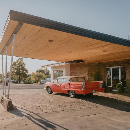Sapphire Motel Midtown Μπόουζμαν Εξωτερικό φωτογραφία