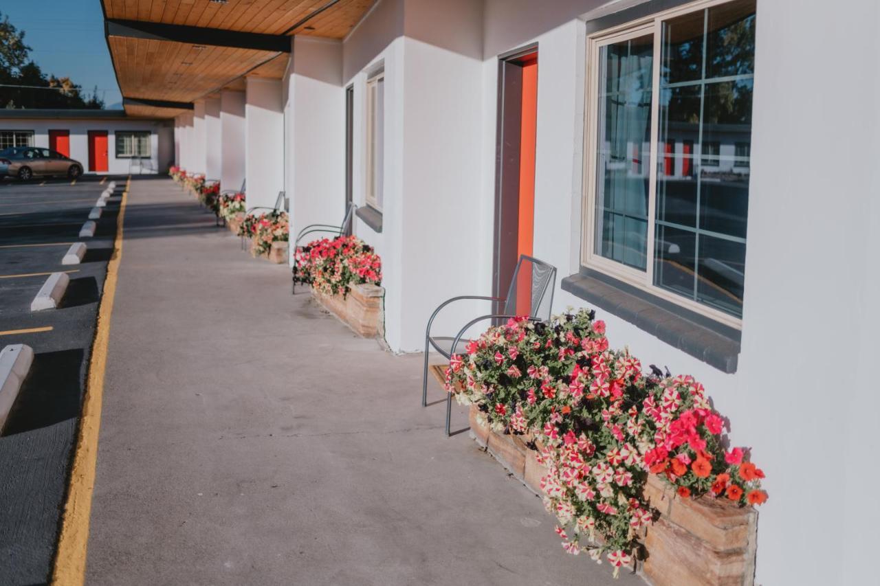 Sapphire Motel Midtown Μπόουζμαν Εξωτερικό φωτογραφία