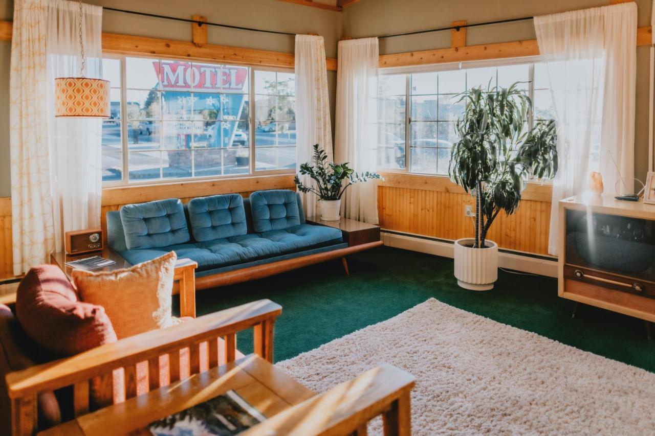 Sapphire Motel Midtown Μπόουζμαν Εξωτερικό φωτογραφία