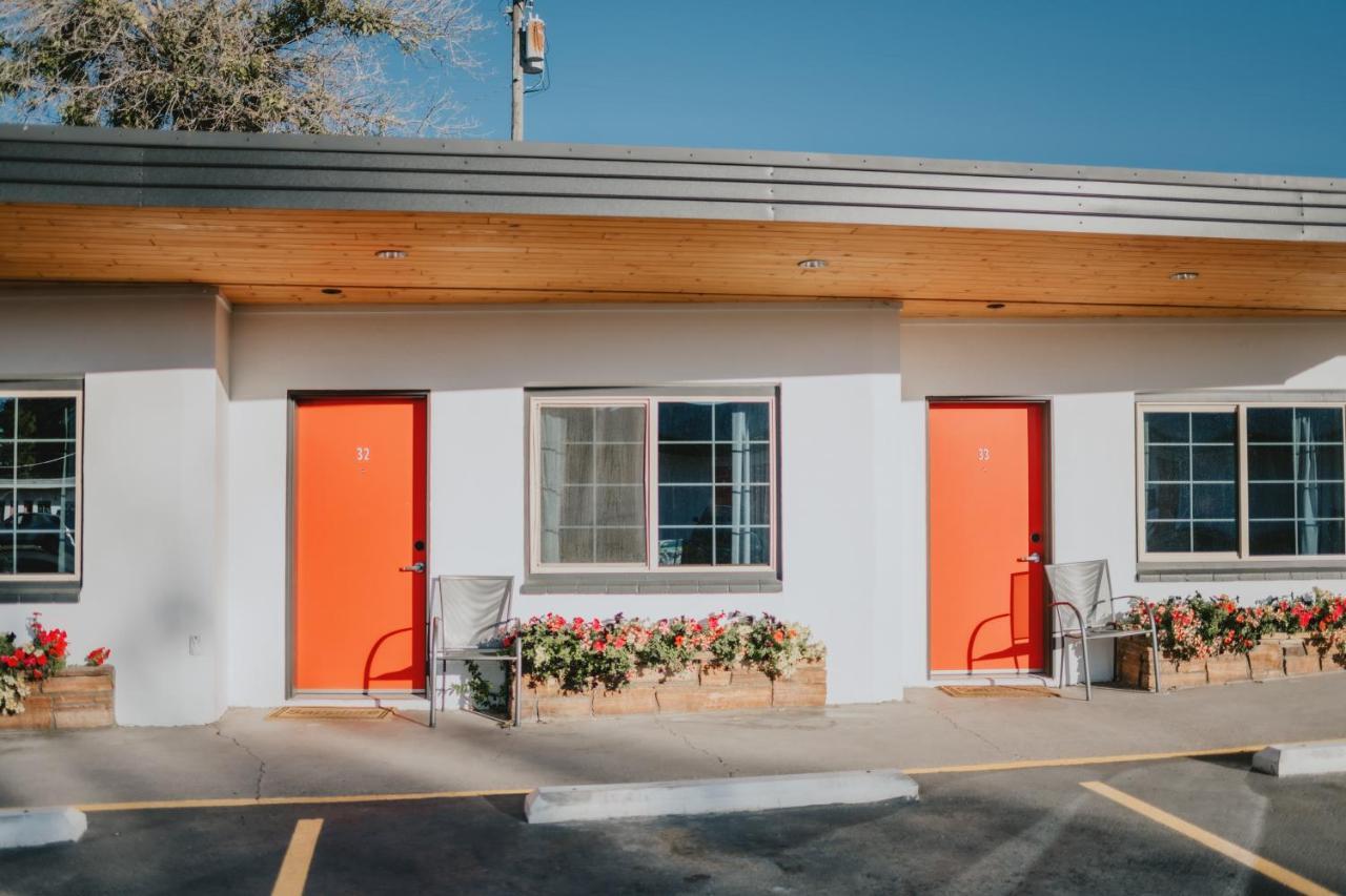 Sapphire Motel Midtown Μπόουζμαν Εξωτερικό φωτογραφία
